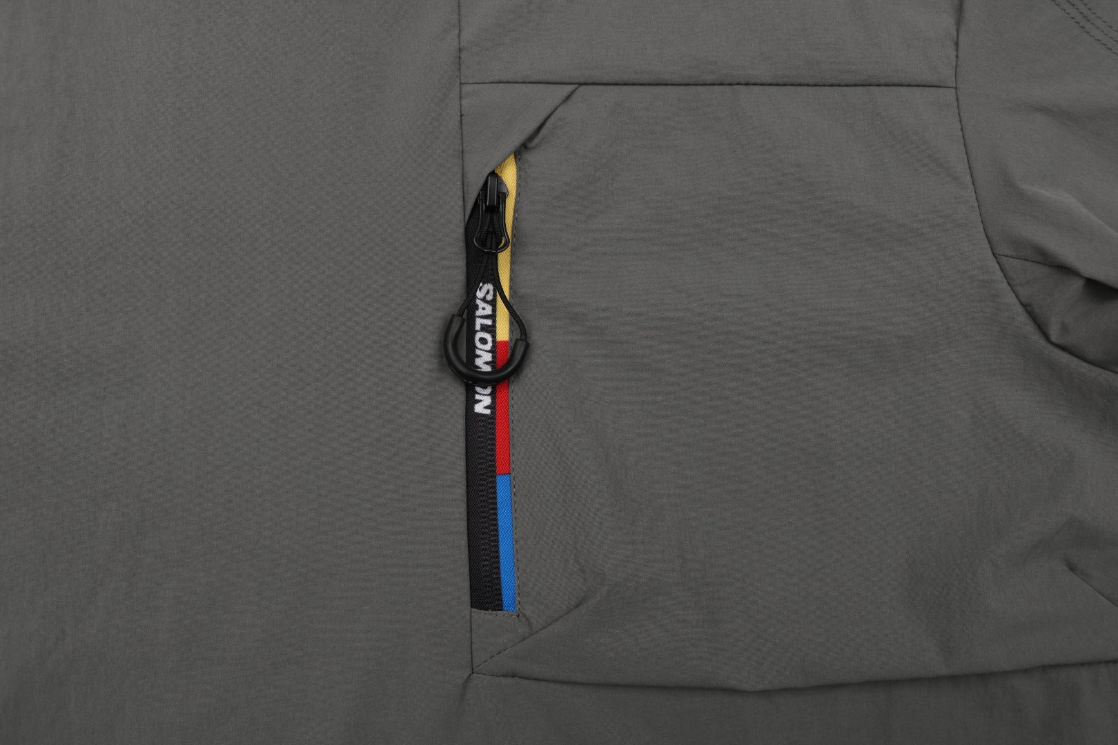 Salomon Racing Flag Zip Pocket Short Sleeve Tee — Grey