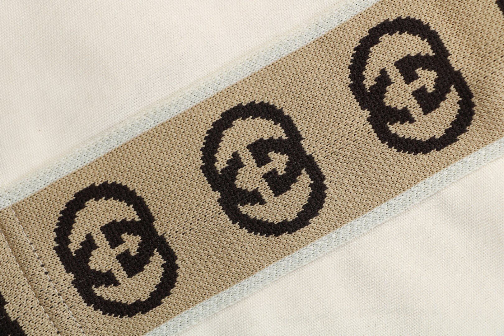 Gucci Double G Interlocking Logo Tape Short Sleeve Tee — Cream