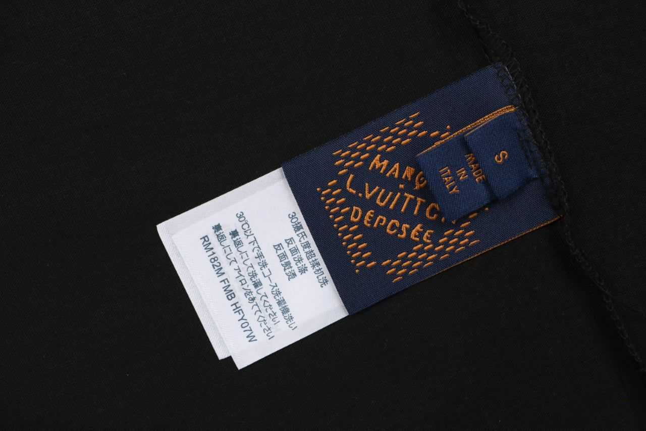 Louis Vuitton Vuitton Script Solar Burst Back Print Short Sleeve Tee – Black
