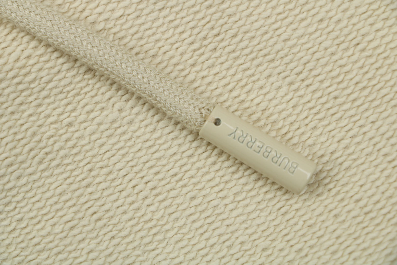 Burberry Circular Equestrian Knight Print Shorts – Beige