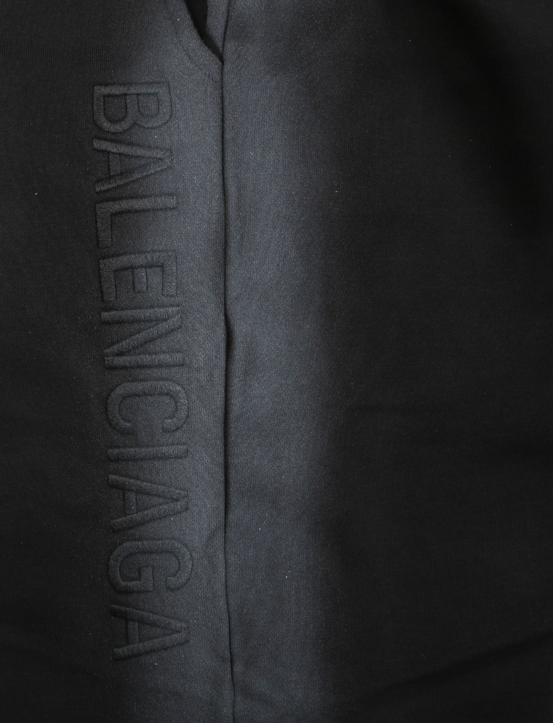Balenciaga Side Spray Paint Graffiti Shorts – Black