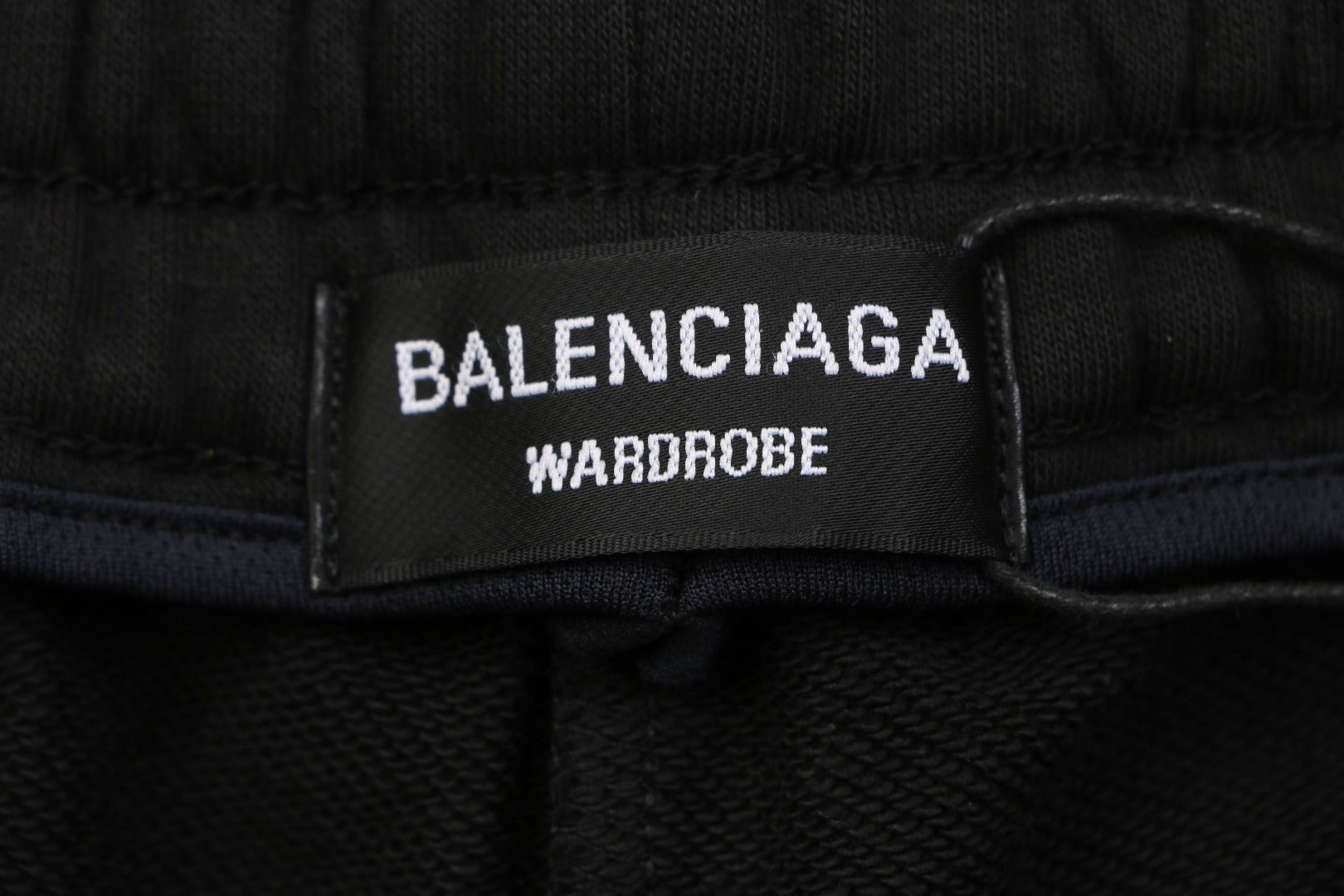 Balenciaga Side Spray Paint Graffiti Shorts – Black