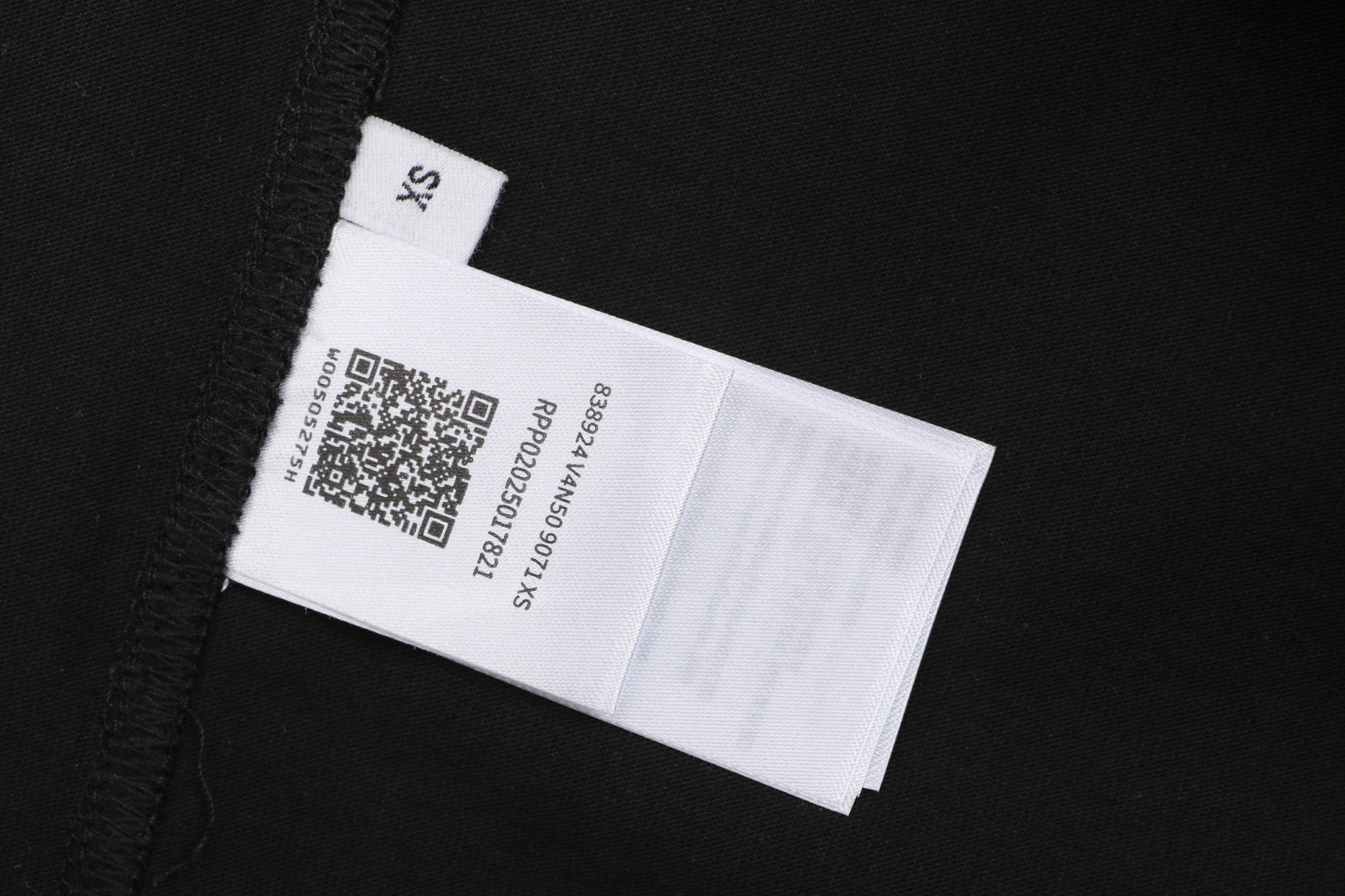 Bottega Veneta Intrecciato Leather Patch Pocket Tee — Black/Tan