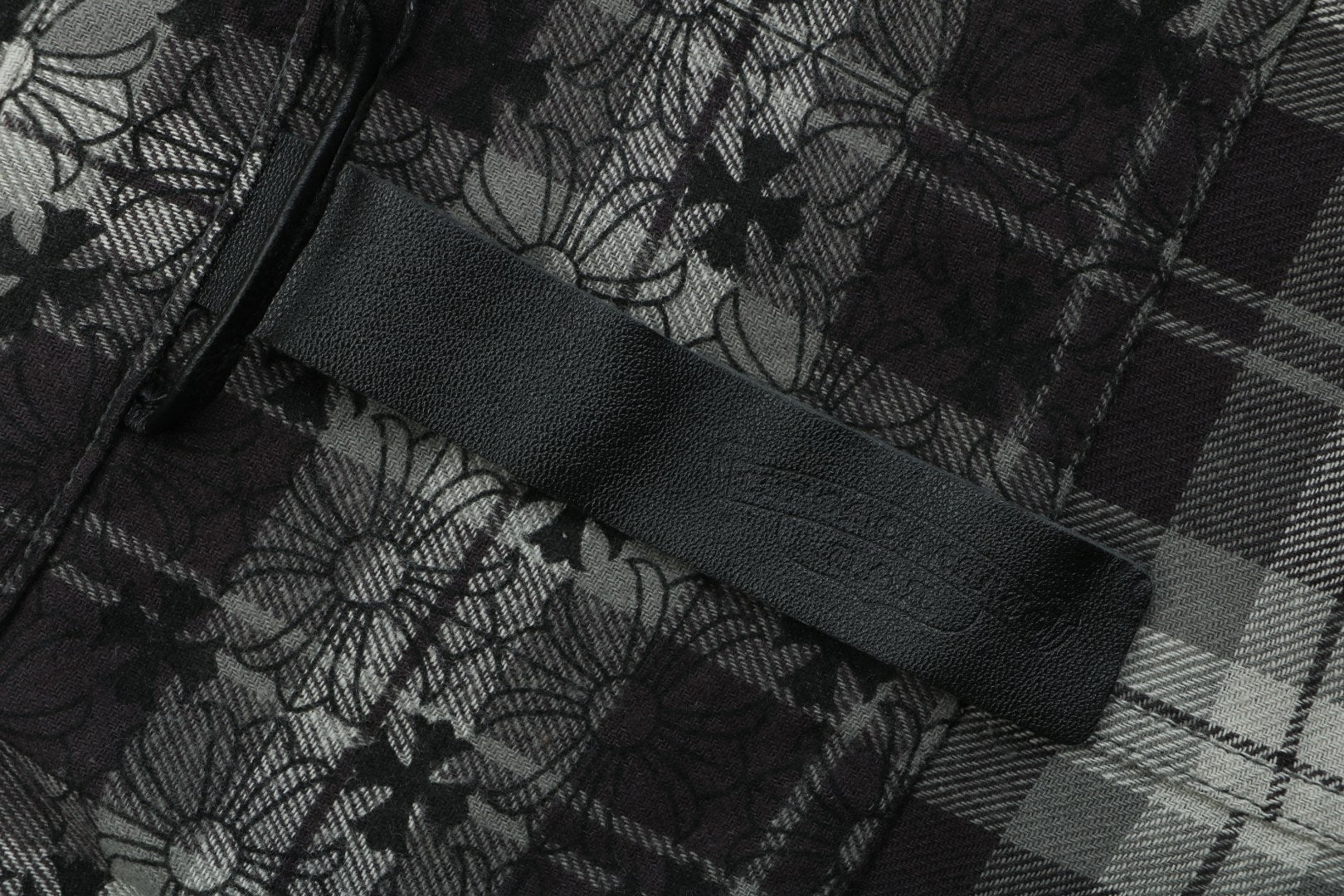 TEAM WANG 24SS First-Generation Reflective Logo Print Tee — Black
