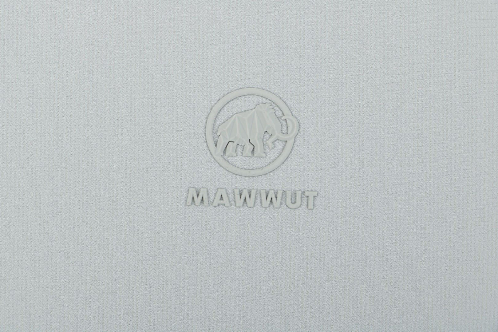 Mammut Tech Jacquard Mammoth Logo Embroidered Tee — Tech Grey